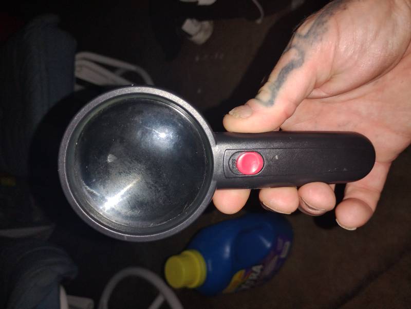 LED Magnifying Glass with Handle